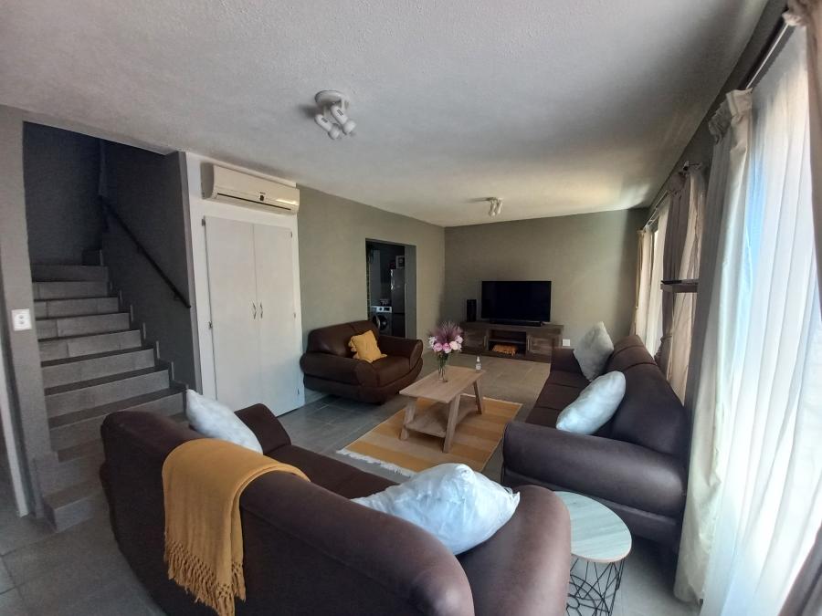 3 Bedroom Property for Sale in Safari Gardens North West